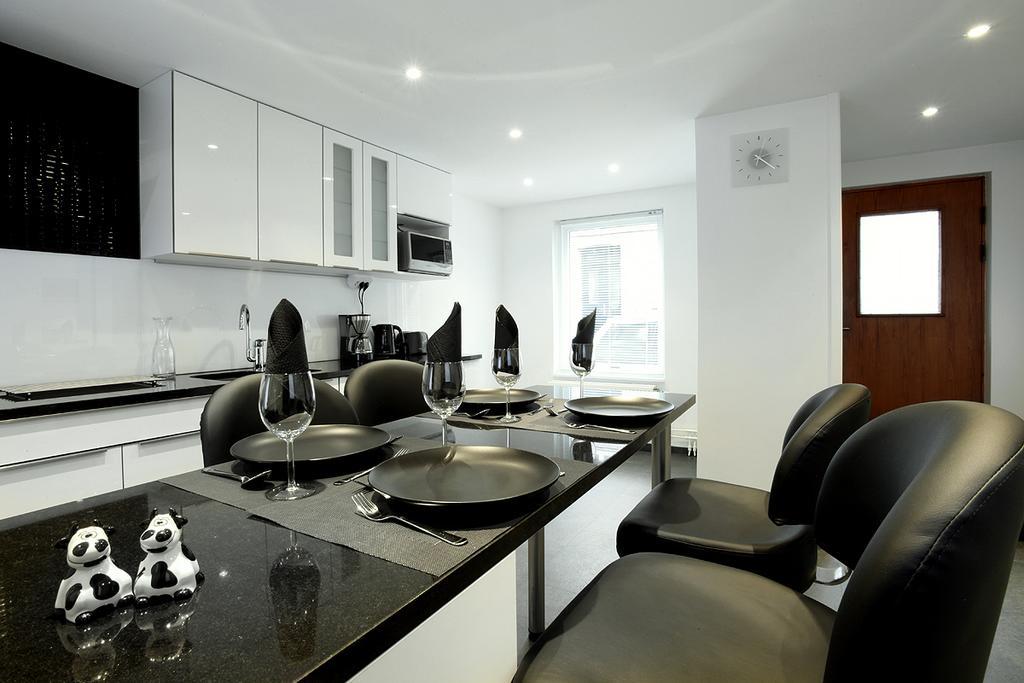 Serviced Apartments Malmoe Стая снимка